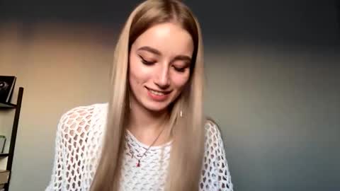 Snapshot of ameliaduraku chatting on 17, 9, 2025 Catherine online show from 17, 9, 2025