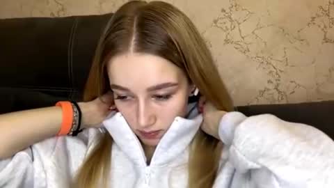 Catherine online show from 3, 11, 2025