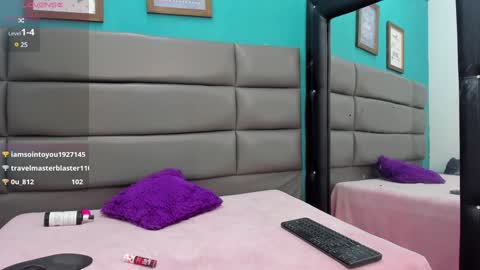 Snapshot of ameliamartinez_ chatting on 10, 1, 2025 Amelia online show from 10, 1, 2025