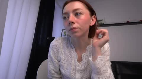 Snapshot of ameliamber0 chatting on 12, 4, 2026 Amelia online show from 12, 4, 2026