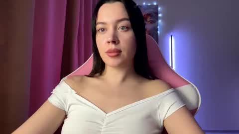 Amelia Sonk online show from 24, 11, 2025