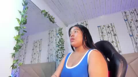 Snapshot of amelie_angels chatting on 8, 10, 2025 Amelie online show from 8, 10, 2025