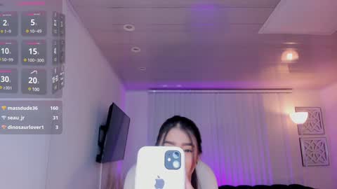 Snapshot of amelie_jhons chatting on 6, 1, 2025 Amelie Jons online show from 6, 1, 2025