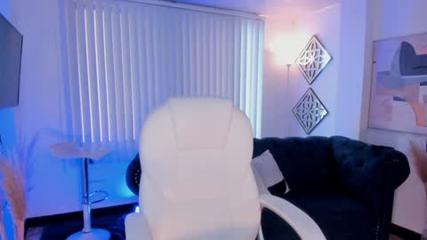 Snapshot of amelie_jhons chatting on 21, 1, 2025 Amelie Jons online show from 21, 1, 2025