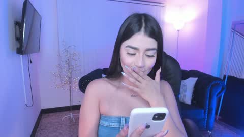 Snapshot of amelie_jhons chatting on 6, 2, 2025 Amelie Jons online show from 6, 2, 2025