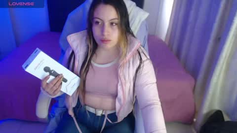 Snapshot of amelierose1 chatting on 4, 5, 2026 Amelie online show from 4, 5, 2026