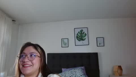 Snapshot of amelierose1 chatting on 10, 7, 2026 Amelie online show from 10, 7, 2026