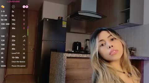 Victoria online show from 22, 11, 2025