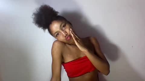 amelisy20005 online show from 14, 3, 2026