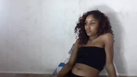 Snapshot of amelisy20005 chatting on 28, 4, 2026 amelisy20005 online show from 28, 4, 2026