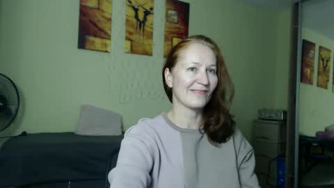 Snapshot of amelly777 chatting on 13, 10, 2025 amelly777 online show from 13, 10, 2025