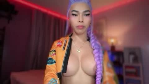 Snapshot of amethyst_ts chatting on 25, 2, 2026 AMETHYST look at my BIO online show from 25, 2, 2026