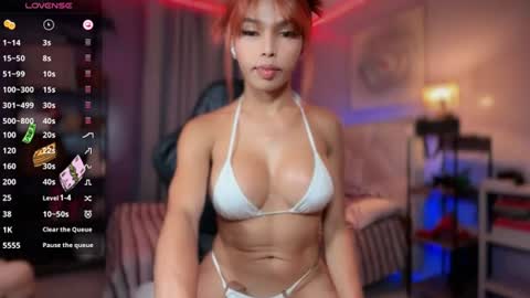 Snapshot of amethyst_ts chatting on 13, 7, 2026 AMETHYST look at my BIO online show from 13, 7, 2026