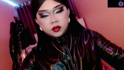 Queen Mireska online show from 3, 5, 2026