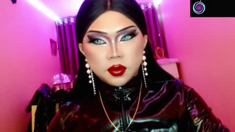 Snapshot of amiadoll chatting on 3, 7, 2026 Queen Mireska online show from 3, 7, 2026