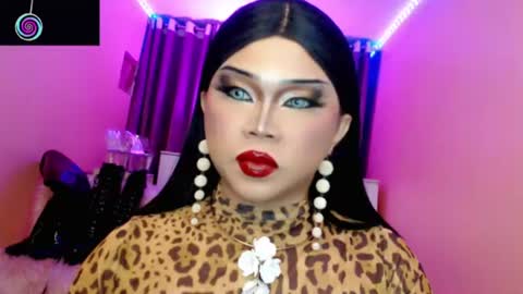 Snapshot of amiadoll chatting on 10, 7, 2026 Queen Mireska online show from 10, 7, 2026