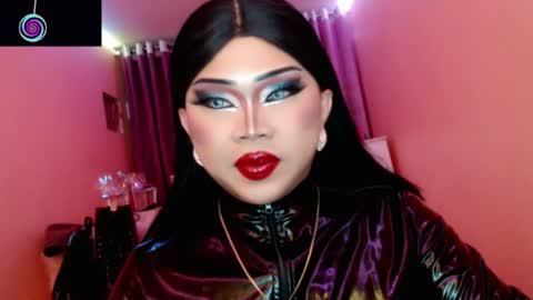 Snapshot of amiadoll chatting on 1, 8, 2026 Queen Mireska online show from 1, 8, 2026