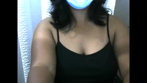 amichouu online show from 17, 12, 2025