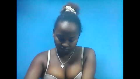 amielle_01 online show from 22, 5, 2026
