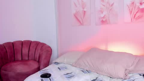 AmiiClark  online show from 1, 2, 2026