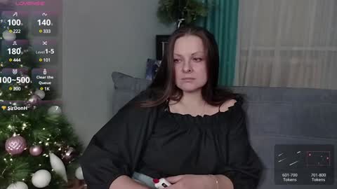 Snapshot of amilafran chatting on 17, 12, 2024 Mila online show from 17, 12, 2024