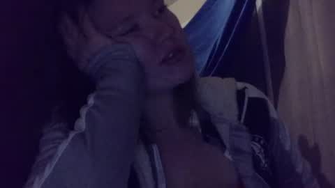 Snapshot of amileamariestar chatting on 25, 12, 2024 amileamariestar online show from 25, 12, 2024