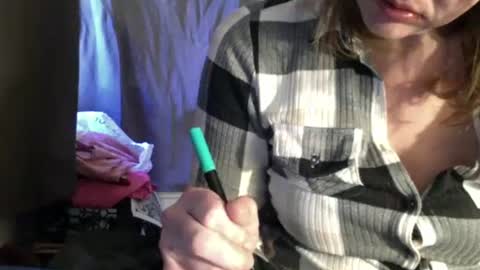 Snapshot of amileamariestar chatting on 30, 12, 2024 amileamariestar online show from 30, 12, 2024