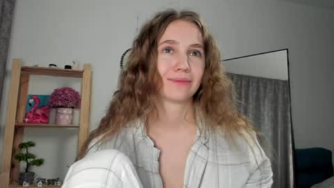 Emily online show from 29, 4, 2026