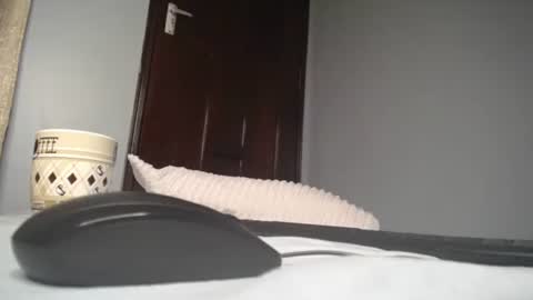 Snapshot of amira9120 chatting on 10, 10, 2025 amira9120 online show from 10, 10, 2025