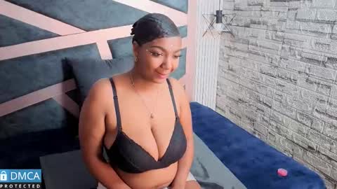 Snapshot of amira_nast chatting on 6, 1, 2026 amira nast online show from 6, 1, 2026