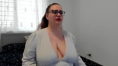 Amira Vyxen online show from 26, 3, 2026