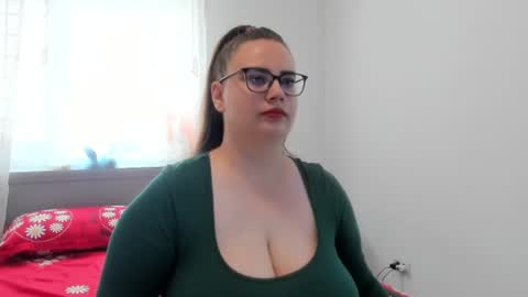 Amira Vyxen online show from 8, 6, 2026