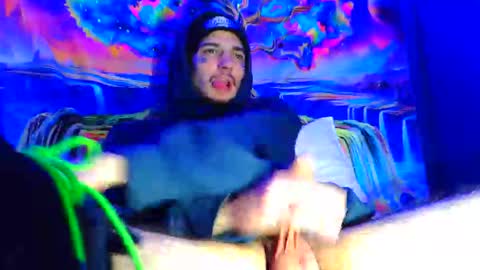 amiri_sweater online show from 16, 12, 2025