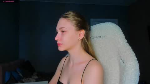 Snapshot of ammi_bliss chatting on 15, 11, 2025 Ammi online show from 15, 11, 2025