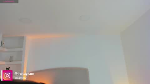 Snapshot of ammy_brown_ chatting on 20, 12, 2025 AMMY online show from 20, 12, 2025