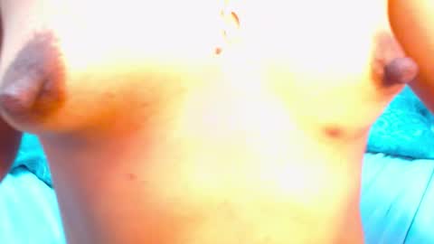 Snapshot of ammy_ronan chatting on 14, 11, 2025 IM AMMY online show from 14, 11, 2025