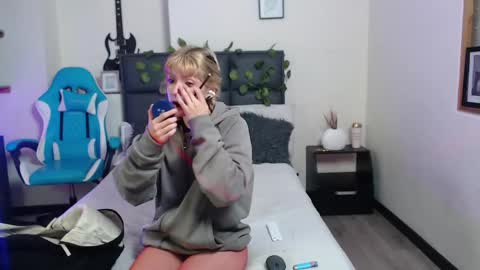 Amnesia online show from 5, 10, 2025