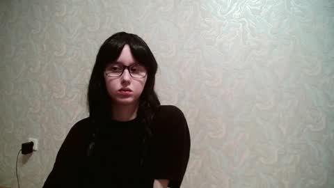 Amomira honeyx online show from 9, 2, 2026