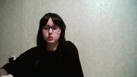 Amomira honeyx online show from 28, 2, 2026