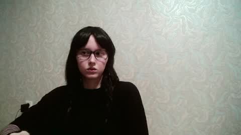 Amomira honeyx online show from 21, 3, 2026