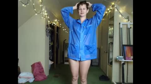 Snapshot of amoramystic chatting on 3, 10, 2025 Amora Mystic online show from 3, 10, 2025