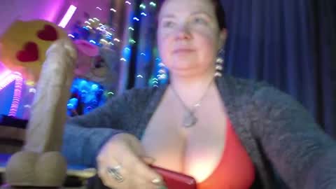amorelara online show from 11, 5, 2026