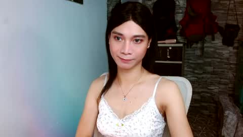 Snapshot of amorous_tina chatting on 24, 5, 2026 Tina online show from 24, 5, 2026