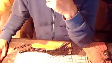 amslave4f online show from 4, 2, 2025