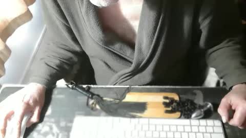 amslave4f online show from 4, 5, 2026