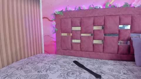 amy__rose_ online show from 22, 10, 2025