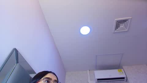 amy__wats0n online show from 25, 3, 2026