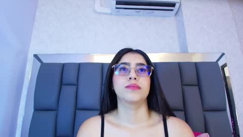 amy__wats0n online show from 1, 5, 2026