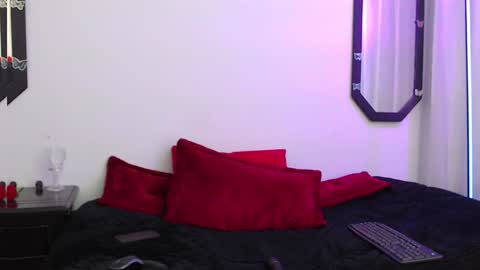 Snapshot of amy_aloqua chatting on 18, 1, 2025 Amy online show from 18, 1, 2025