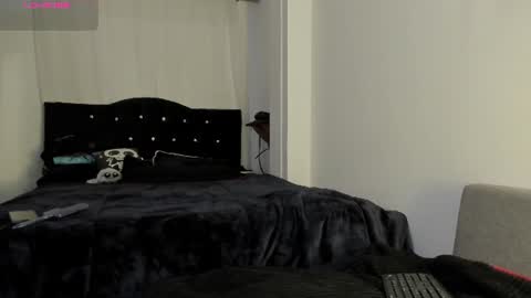 Snapshot of amy_aloqua chatting on 1, 7, 2026 Amy online show from 1, 7, 2026